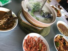 -天乐农家鱼头王(天目湖店)