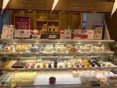面包甜点陈列柜-西村叔叔的店·面包·甜品·蛋糕(崂山丽达店)