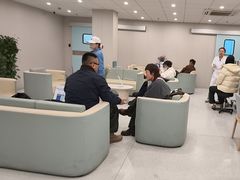 -上海大学附属上海和平眼科医院