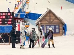 -哈尔滨热雪奇迹