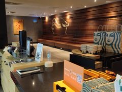 -星巴克(浦东机场T2到达店)