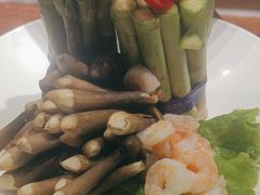 -77号渔船·蒸海鲜青岛菜(积米崖店)