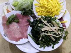 -桥香园云南过桥米线(金马碧鸡店)