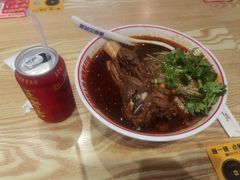 -魔都三兄弟酸辣粉·蘸卤炸串(虹桥万科店)