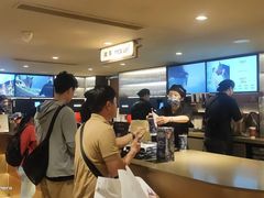 -霸王茶姬(上海恒基名人店)