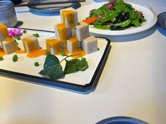 -八府香鸭·啫啫煲(华山路店)