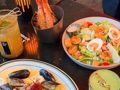 -锅炉咖啡·西餐·音乐酒厂