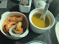 -亚洲国际大酒店·云顶阁旋转自助餐厅