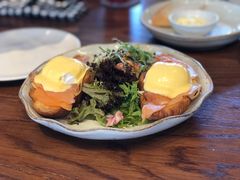 -ROAST coffee & eatery