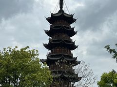 -龙华寺
