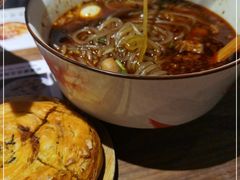 -麻婆婆白家肥肠粉(海岸城店)
