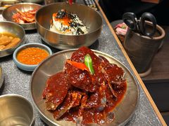 -草家酱蟹炭火烤肉店(珲春南路二店)