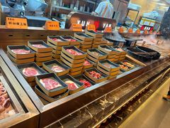 -黑金·寻焰自助百汇·烤肉·火锅(中街店)