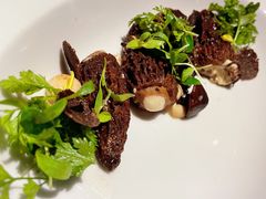 鸡肉羊肚菌-wann lounge 低温慢煮牛排·清吧