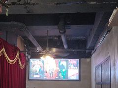 -荒岛实景沉浸密室(江汉路1店)