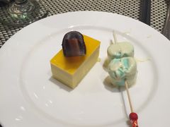 -南湖名都·景湖轩全日制餐厅·海鲜自助·东南亚风味·临湖而食