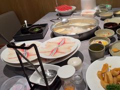 -阿源鱼捞斑鱼火锅·海鲜粥(山景尚宅店)
