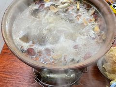 -威邵鸡煲(西华路总店)