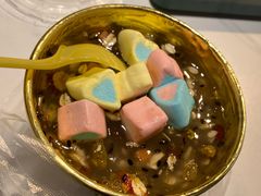 -万松园美食街