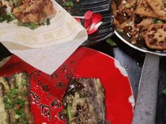-何师烧烤·香辣蟹·川菜·30年老品牌(太古里旗舰店)