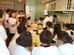 -爱月宝月嫂·育儿嫂(哈尔滨总店)