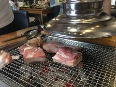 -肉甲韩国木炭烤肉(新壹街1店)