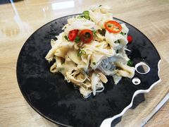 香葱拌笋丝-味莊·青岛菜(云霄路店)