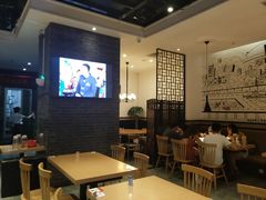 大堂-李子坝梁山鸡(北碚万达五鸡哥店)