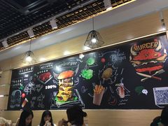 -牛纽塔·牛人堡(群众路店)