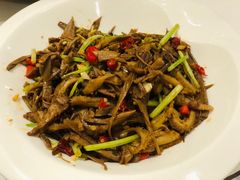-丹江口渔村·湘味厨房(桃园店)