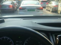 -鲨鱼皮汽车凹陷玻璃修复(静安店)