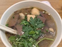 -佬钱湾仔(衣裳街店)