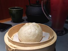 蒸破酥包-云海肴·汽锅鸡·云南菜(高德置地店)