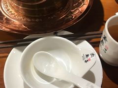 -渝胖子老城区炭火蛙锅(临城店)