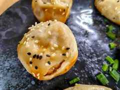 -小杨生煎(浦江欢乐颂店)