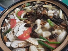 全菌锅-茶马古道·野生菌清汤黄牛肉(沙溪店)