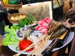 -樾餐厅泰式海鲜火锅(民歌湖店)