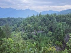 -梭布垭石林景区