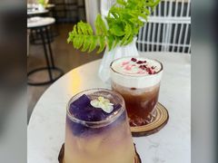 -Oasis Bar & Grill
