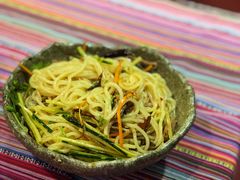 -香巴拉云南餐厅(华莱坞店)