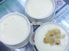 双皮奶-义顺牛奶公司(庇利金街店)