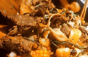 Stewed Pork Ribs with Corn in Iron Pot