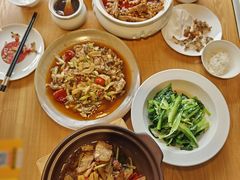 土猪小炒肉-嫩芽·重庆菜馆(十八梯露台观景店)