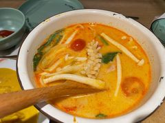 泰式传统冬阴功汤-迷你椰·泰式大排档(共康店)