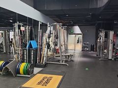 -VLines耀能运动24小时·月付制健身(京广桥店)