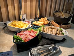-苏州工业园区奥特莱斯亚朵酒店