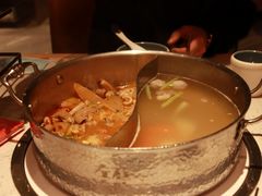 -左庭右院鲜牛肉火锅(环球港店)