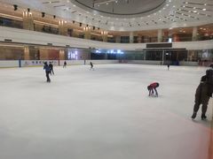 -陈露国际冰上中心(天津嘉里汇店)