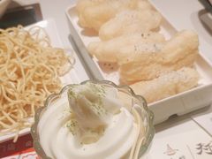 -黄记煌三汁焖锅(新佳丽江汉路店)