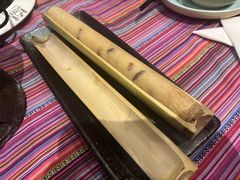 -香巴拉云南餐厅(华莱坞店)